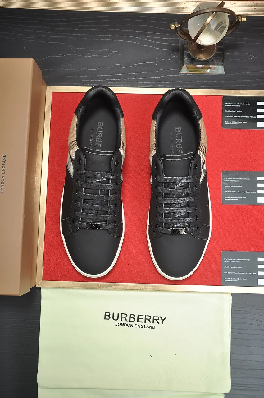 Men's shoes💰480💶[Burberry] (cowhide lining) classic low-top sneakers｜Imported cowhide with classic plaid fabric｜Cow leather lining｜Original outsole｜Fine workmanship and comfortable to wear Size: 38-44 (customized at 45)